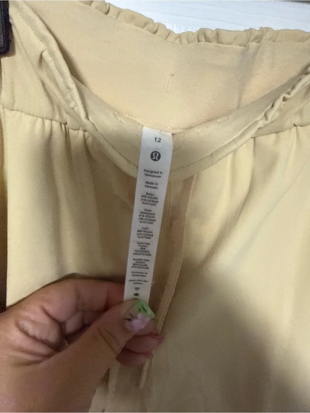 lululemon athletica Beige Paperbag Waist Joggers
